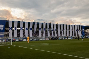 POLUVREME - Pune tribine u Novom Pazaru, tandem Ljajić-Meri doneo veliku radost domaćim navijačima!